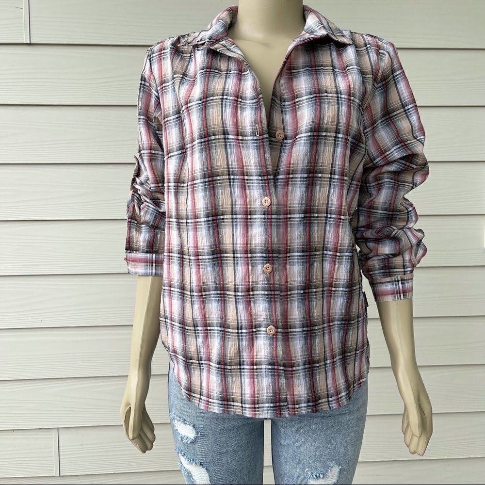 Woolrich Women’s Multicolored Plaid Button Up Shirt - Size Medium - Picture 4 of 10